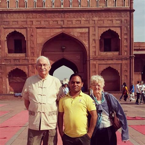 Delhi Tour Guide