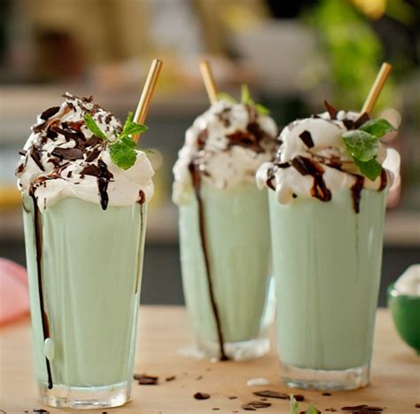 Delicious Baileys Vanilla Mint Shake Recipes for Every Occasion