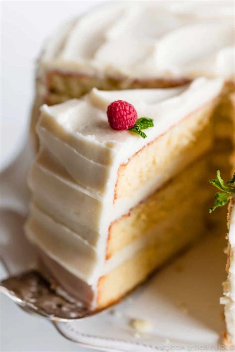 Delicious Vanilla Cake Recipe