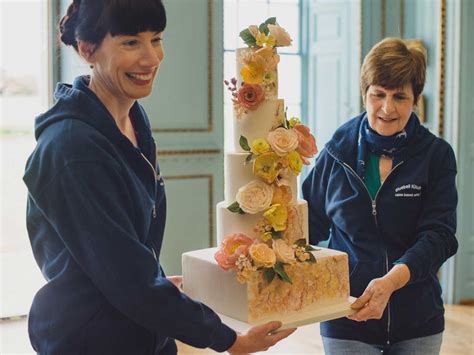 Delivery Cake