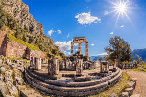 Delphi tour