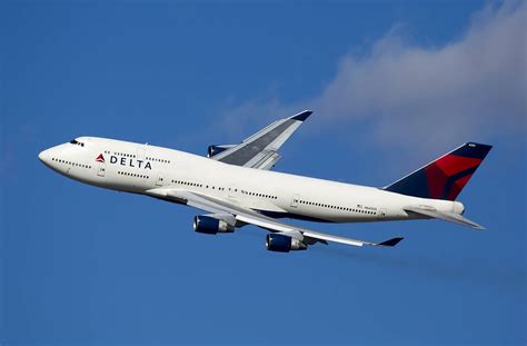 Delta Airlines plane