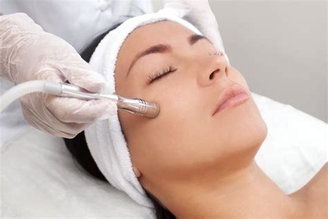 Microdermabrasion Diamond Tip Facial Treatment Little Beauty Academy