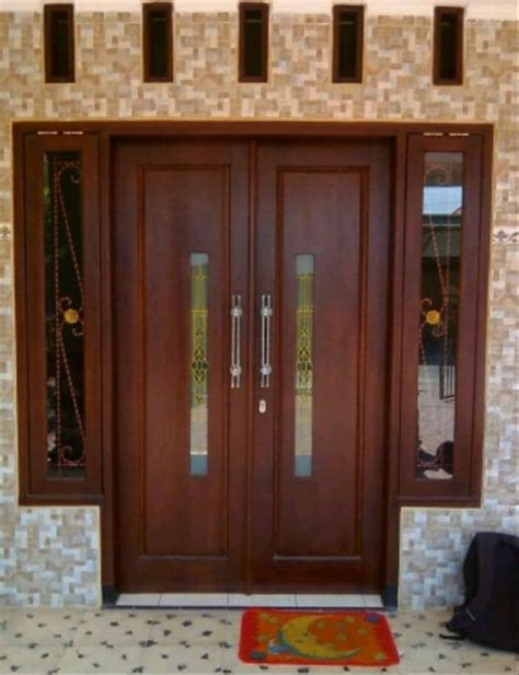 desain jendela dan pintu rumah kayu modern