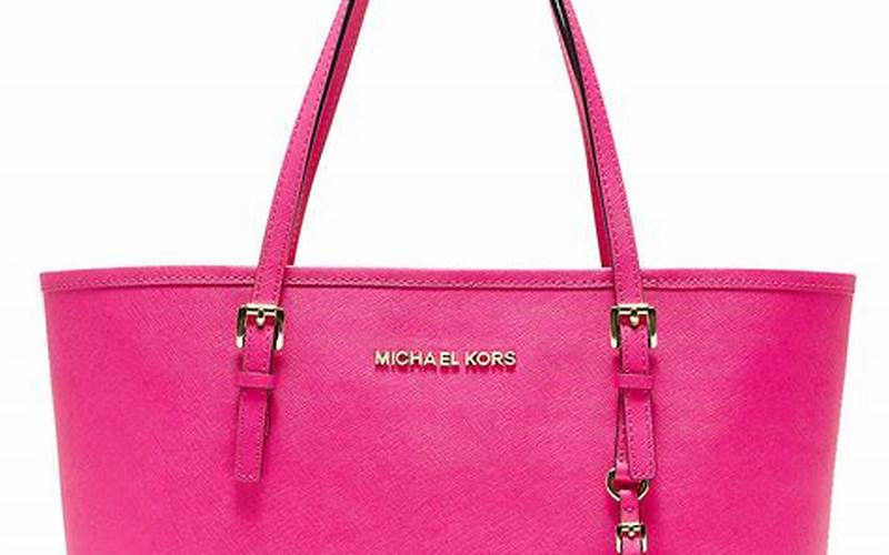 Design Of Michael Kors Pink Travel Bag