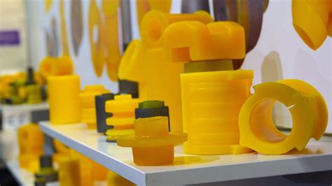 Design: Plastic instead of metal