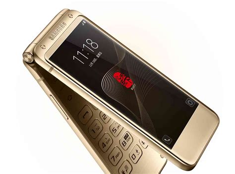 Samsung Flip Phone Design