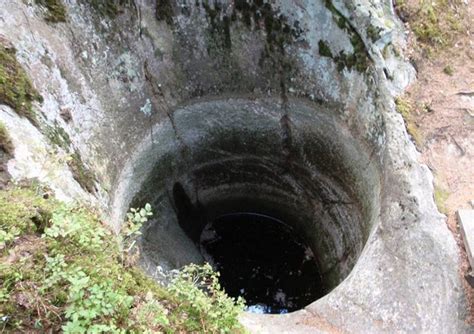 Devil's Churns Geological Formation