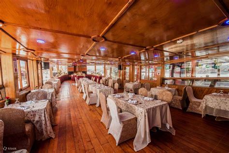 Dhow Cruise Interior