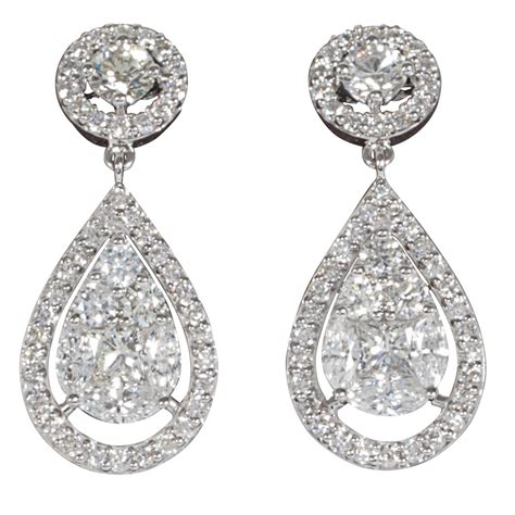Diamond Earrings - The Definition of Elegance