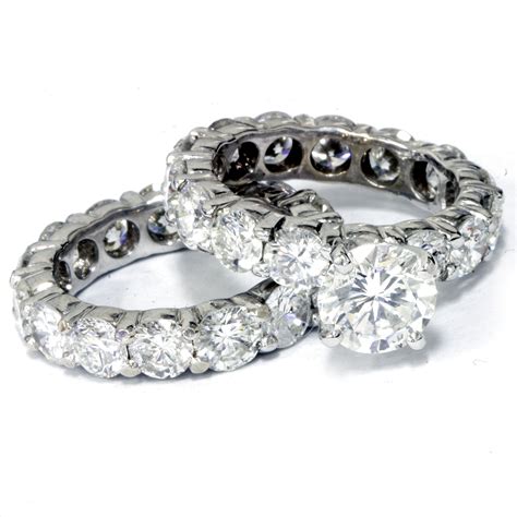 Diamond Eternity Ring Enhance a New Fashion