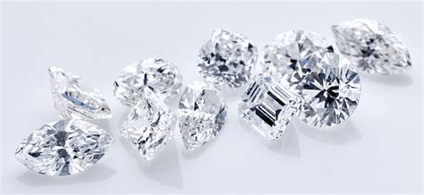 Diamonds for formal women wear: Tell if a diamond is a faker or genuine