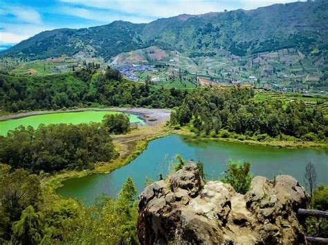Dieng Plateau offers