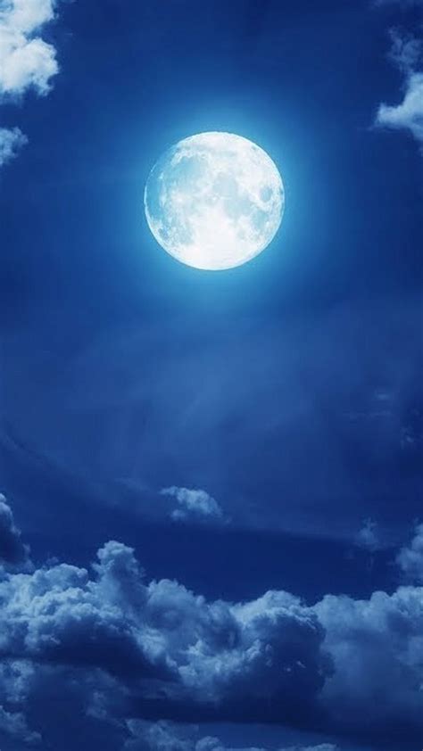 Different Types of HD Wallpapers Android Moon