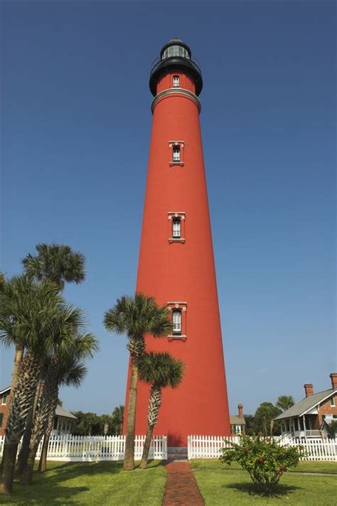 Different Types of Lighthouses in Florida