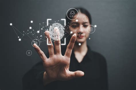 Keamanan Data dan Identitas Digital