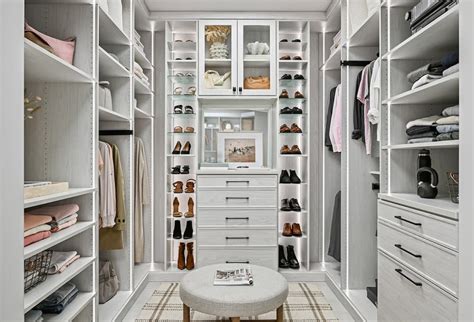 Dining room closet layout ideas