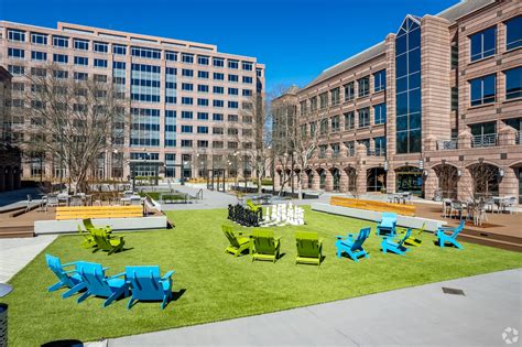 Lenox Park: Easy-to-Follow Directions for Stress-Free Navigation