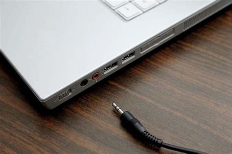 Disconnect and Reconnect External Audio Output Device