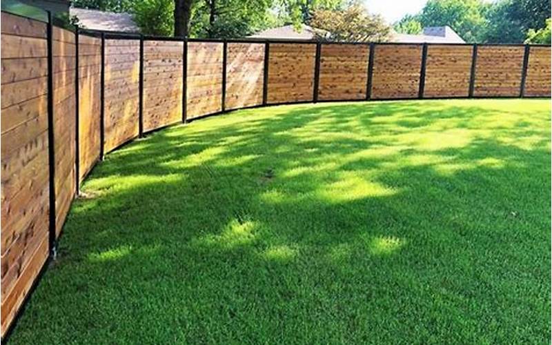 Discover The Benefits And Drawbacks Of See Through Privacy Fences 🌳