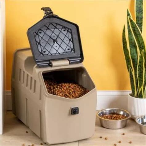 Discovering the Best Dog Food Container Types