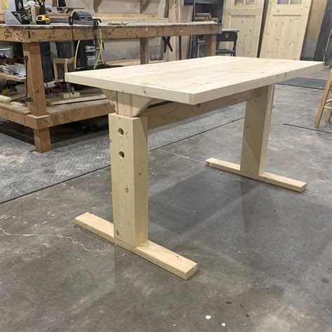 Adjustable Standing Desk Diy