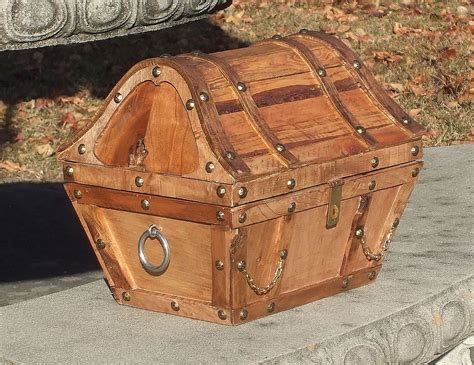 How to make a Pirate Treasure Chest Pirate treasure chest, Chests diy