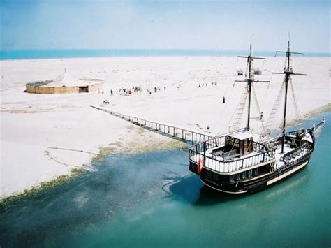 Djerba Pirate Ship Lunch