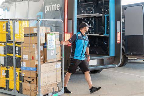 Do Amazon Work On Easter