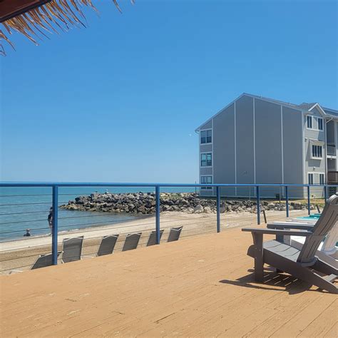 Dock's Beach House