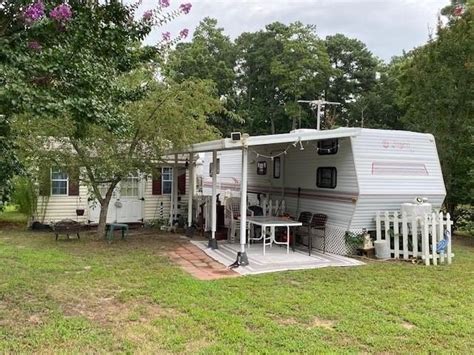 Trails End: Discover the Best of Dockside Properties