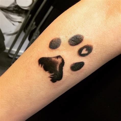 90+ Best Paw Print Tattoo Meanings and Designs Nice