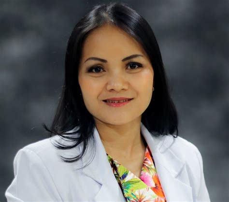 Dokter Kandungan Lina Yanti