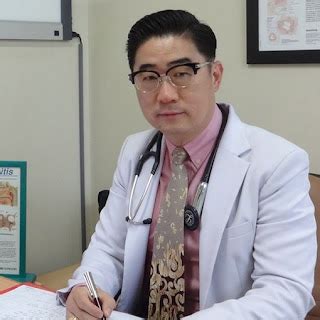 Dokter Spesialis Paru Terbaik di Medan
