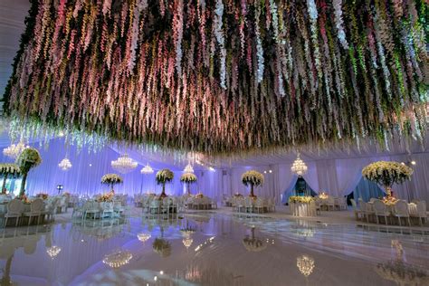 Dramatic ceilings venue