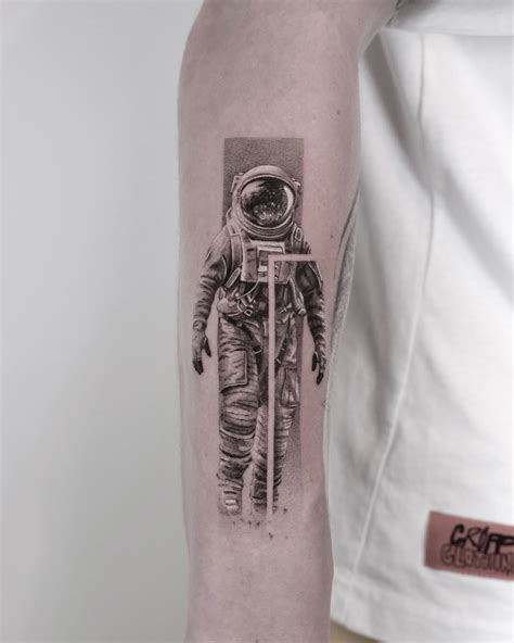Drawing Astronaut Tattoo Design