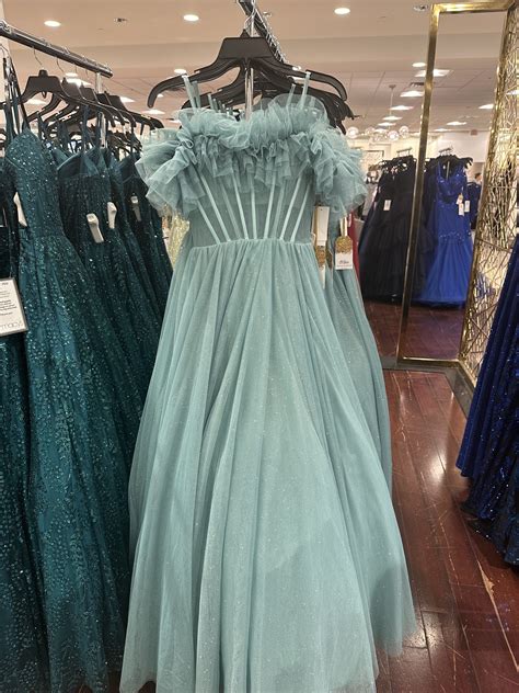 Dress Store Near Me