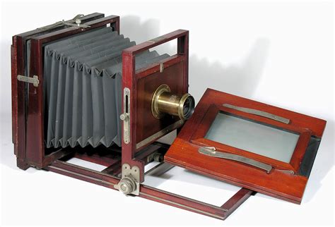 Dry-Plate Camera