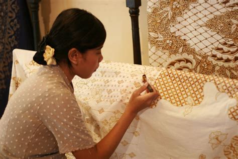 Dua Kota Berikut Yang Merupakan Pusat Pembuatan Batik Klasik Yaitu