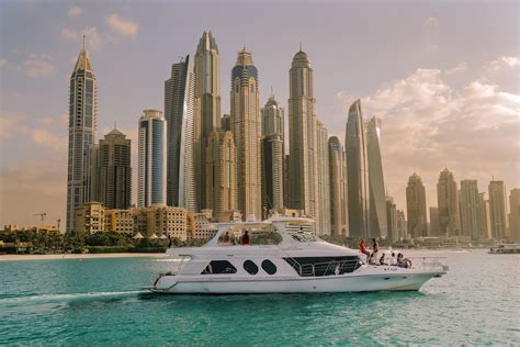 Dubai Boat Tour