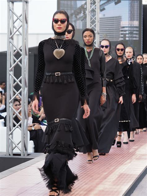 Dubai Fashion Week showcases practice in Dubai