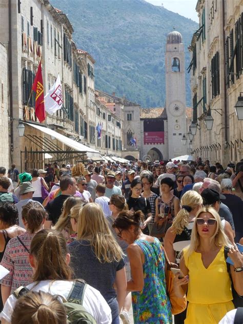 Dubrovnik Crowded Tour