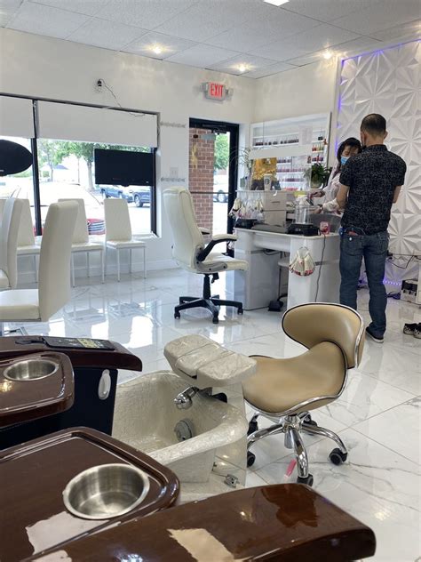 Dunkirk MD Salons