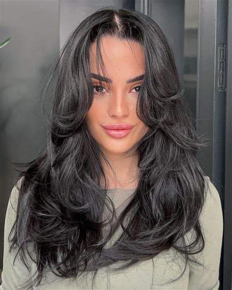 Dynamic Layers and Trendy Bangs