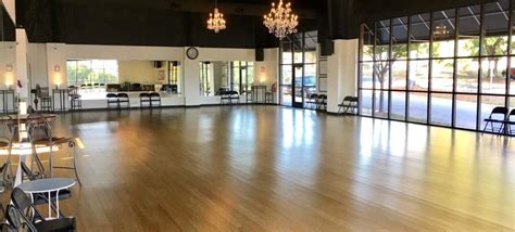 Dynamic ballroom space