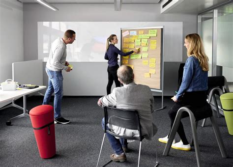 Dynamic workplace simulation