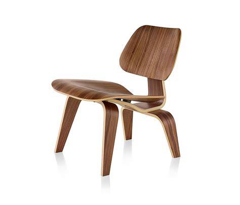 Eames Molded Wood Chair