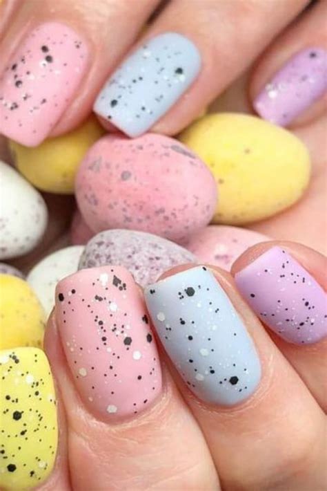 Easter Nails With Jewels: Add Some Sparkle To Your Spring Manicure