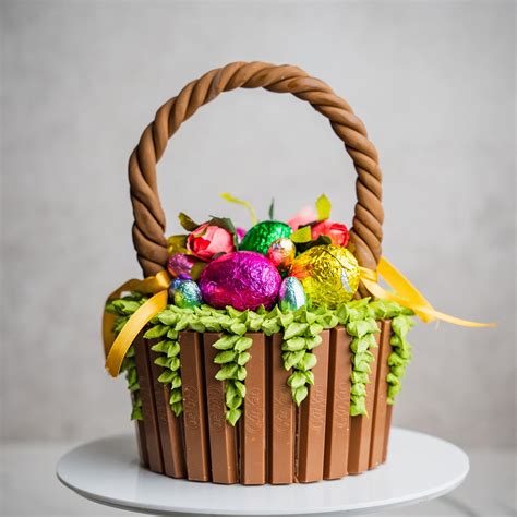 Easter Basket Cakes