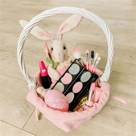 Easter Basket Makeup